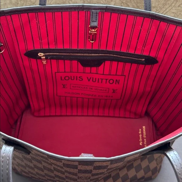 Louis Vuitton Neverfull Tote with Matching Wristlet - Picture 5 of 16